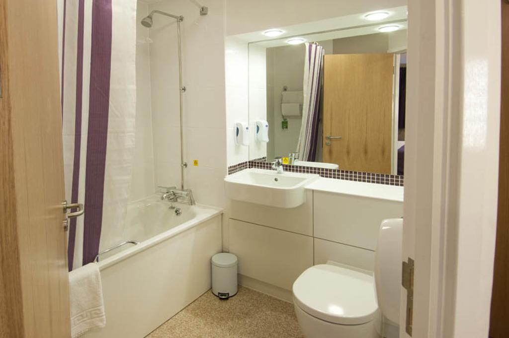 Holiday Inn Newcastle City Exteriör bild